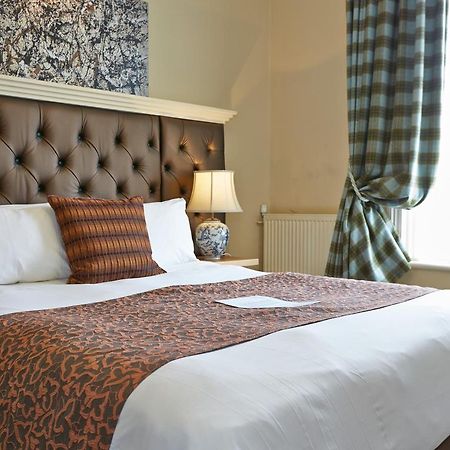 King'S Head Hotel By Greene King Inns ويمبورن مينستر المظهر الخارجي الصورة