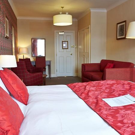 King'S Head Hotel By Greene King Inns ويمبورن مينستر المظهر الخارجي الصورة