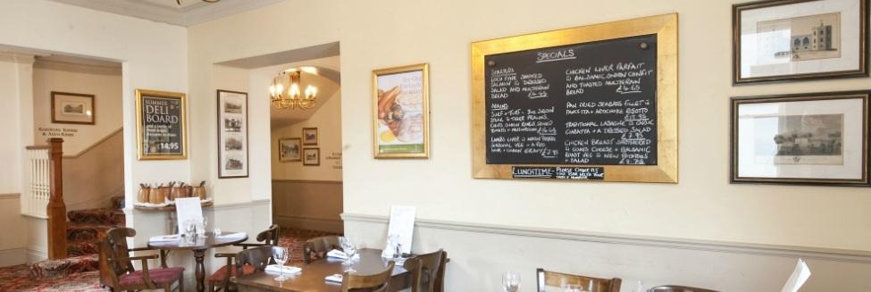 King'S Head Hotel By Greene King Inns ويمبورن مينستر المظهر الخارجي الصورة