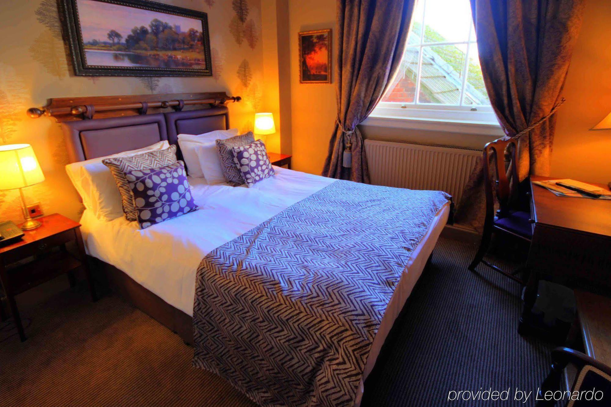 King'S Head Hotel By Greene King Inns ويمبورن مينستر المظهر الخارجي الصورة