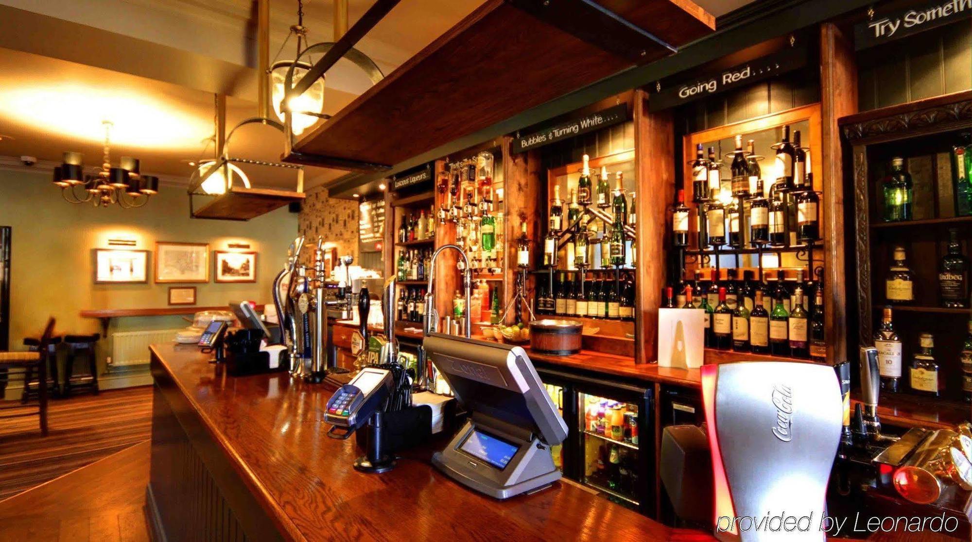King'S Head Hotel By Greene King Inns ويمبورن مينستر المظهر الخارجي الصورة