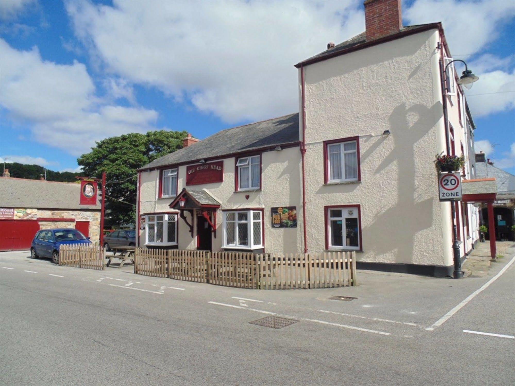 King'S Head Hotel By Greene King Inns ويمبورن مينستر المظهر الخارجي الصورة